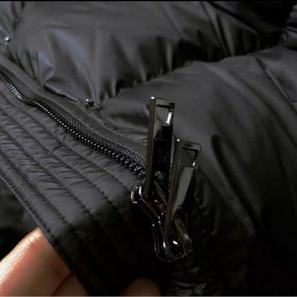 Women black maxi down jacket - Picture 7 of 8